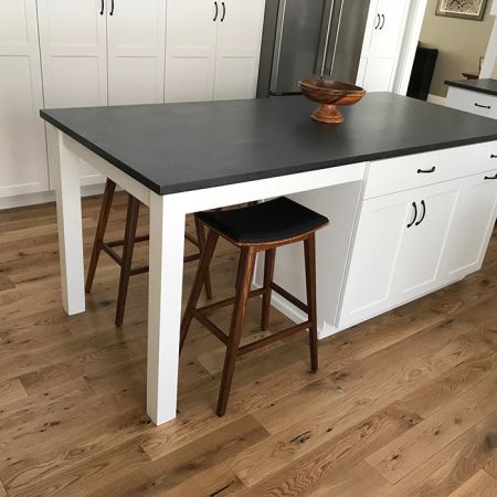 White Bevel Shaker Kitchen