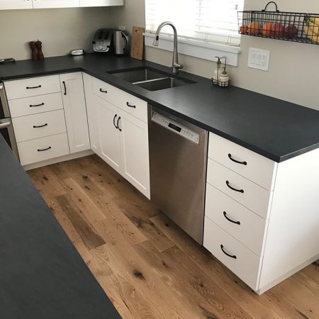 White Bevel Shaker Kitchen