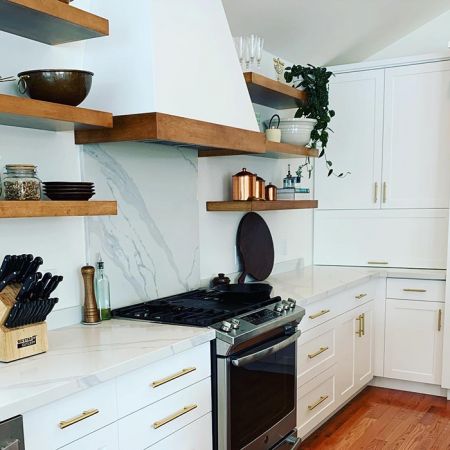 White Shaker Fronts - Stained Maple Accents